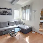 Apartman Pula プーラ