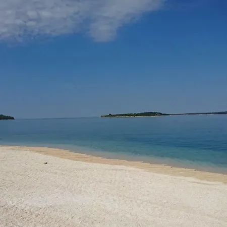 아파트 Apartman Pula