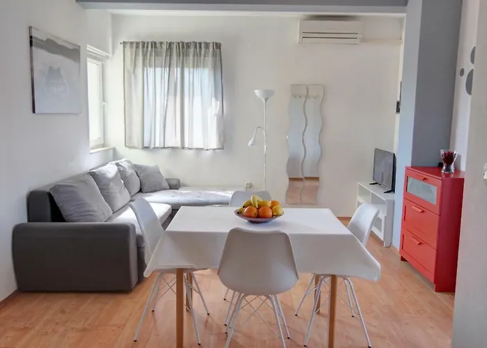 公寓 Apartman Pula *